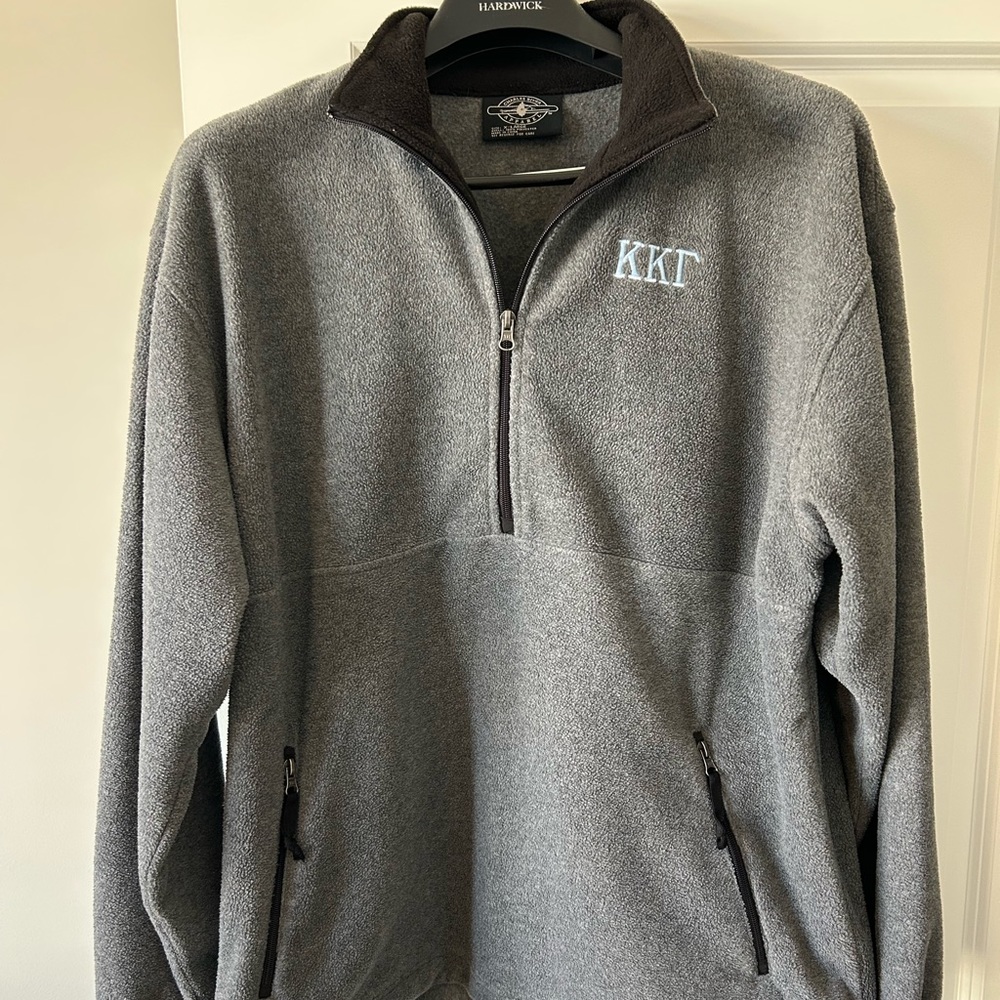 Charles River, Gray flannel quarter zip, KKG.  Size XL.